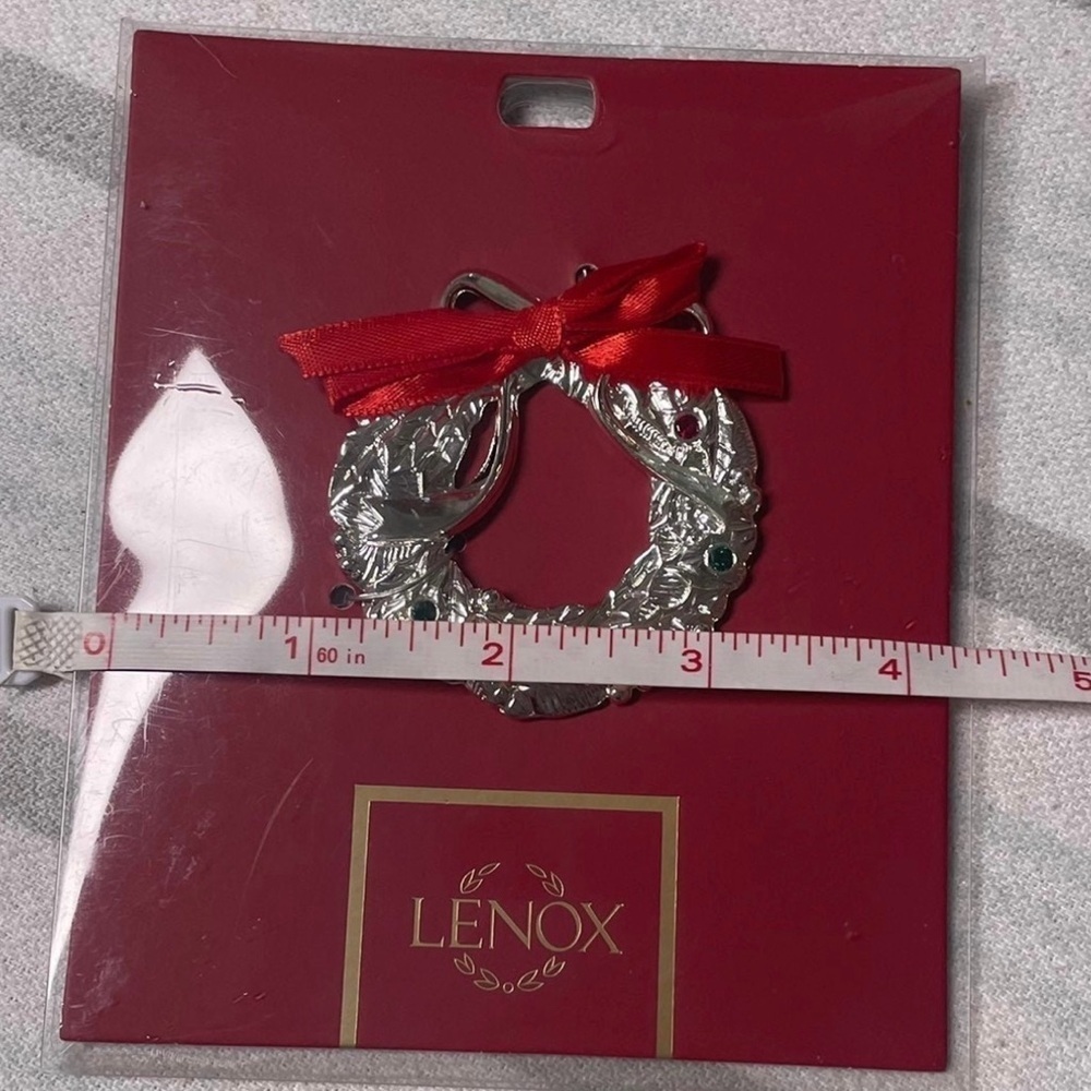 Lenox Jeweled Charm SIlvertone Wreath Christmas Ornament Rhinestones - Picture 4 of 4